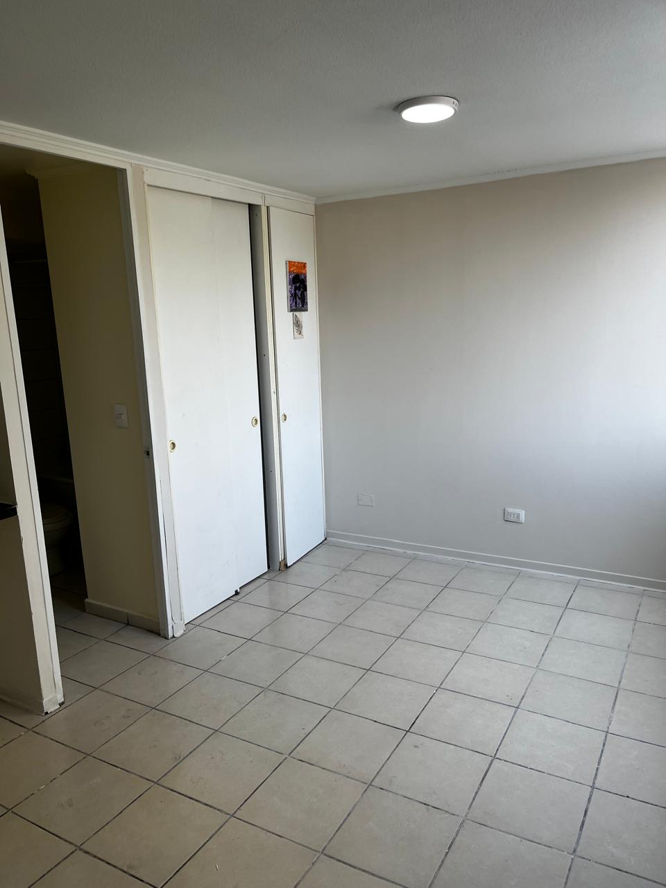 DEPARTAMENTO EN INDEPENDENCIA / METRO HOSPITALES